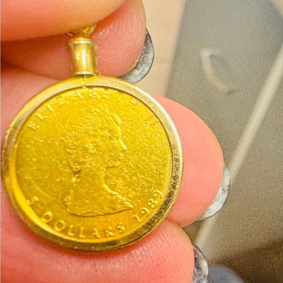 K24 Japan Solid Gold Coin Pendant 4.2g - Picture 10 of 13